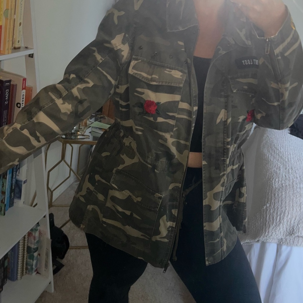 Camo Jacket - Picture 6 of 6